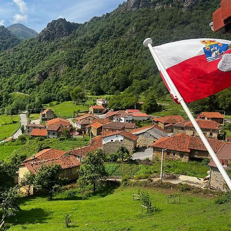 Hotel Rural El Sestil Dobres Eksteriør billede