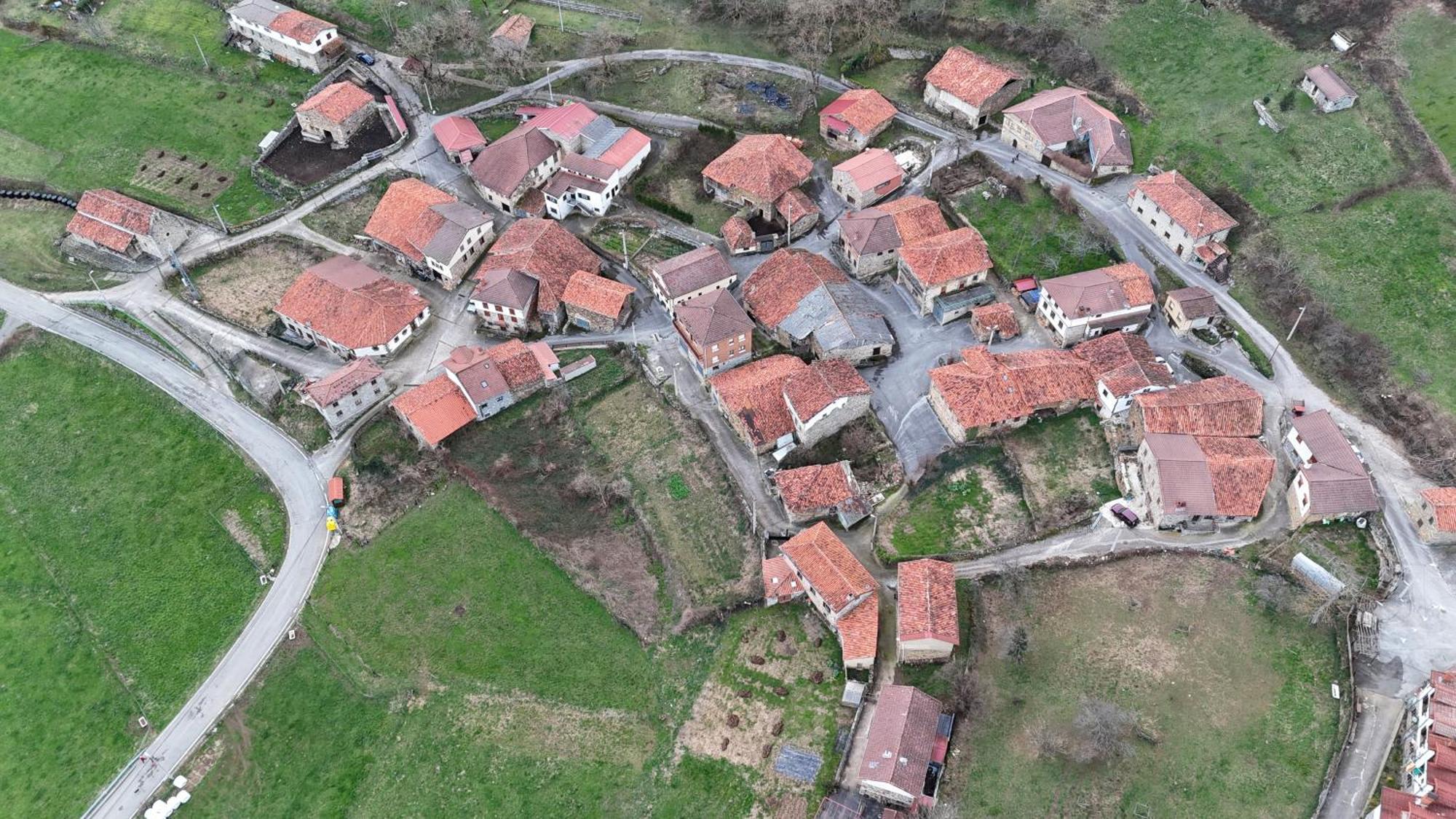Hotel Rural El Sestil Dobres Eksteriør billede