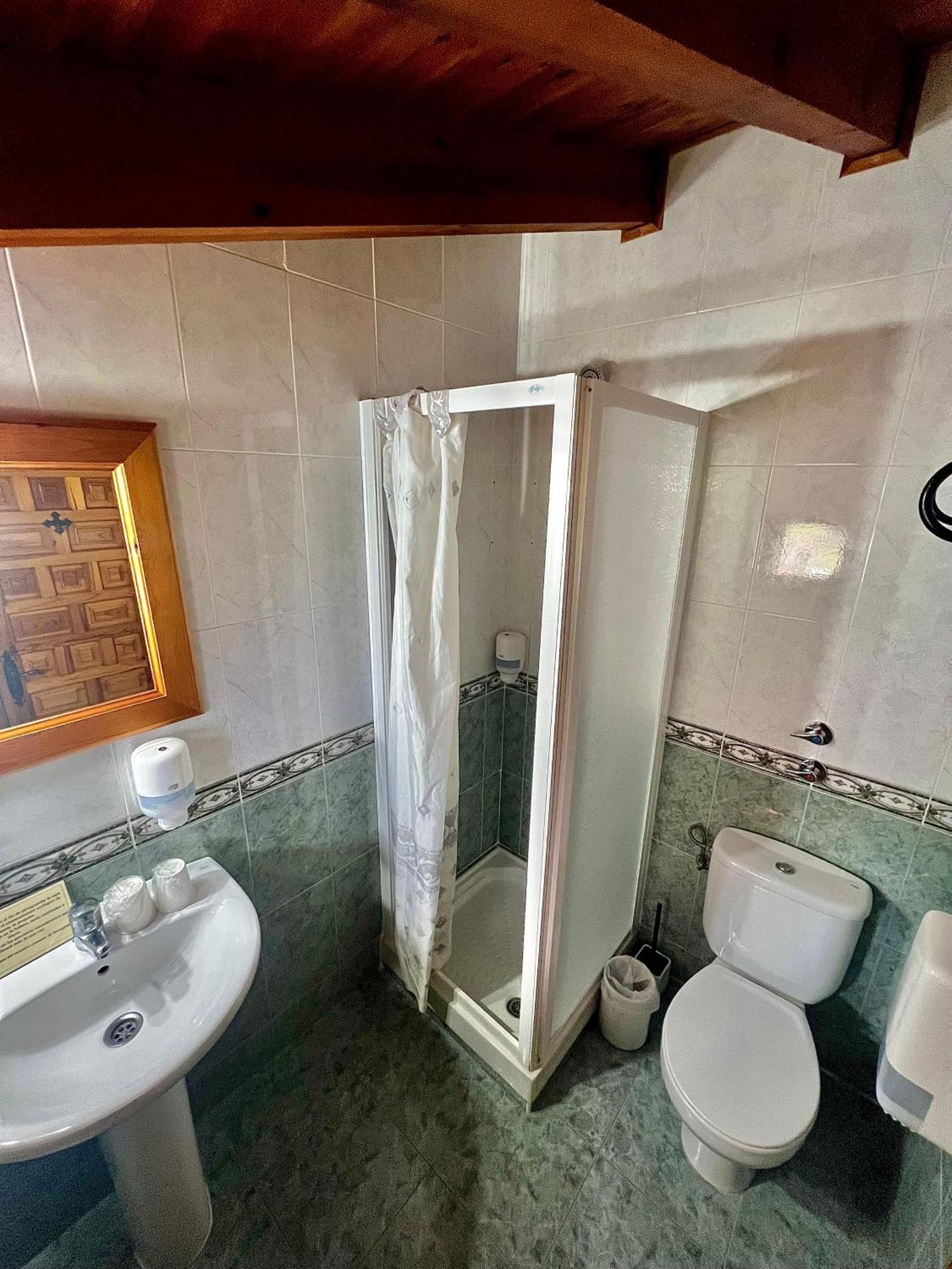 Hotel Rural El Sestil Dobres Eksteriør billede